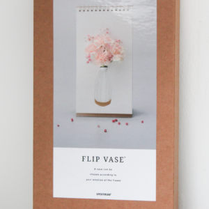 Flip vase